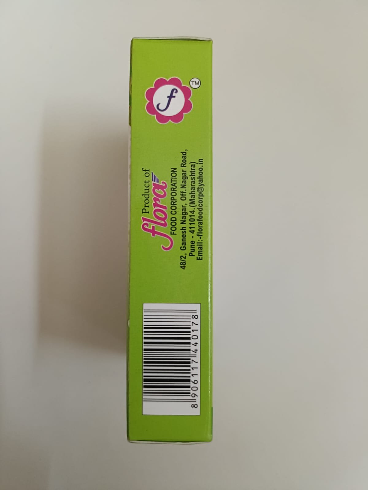 Barcode and manufacturing information on Flora China Grass Mix Kesar Pista Flavour packaging